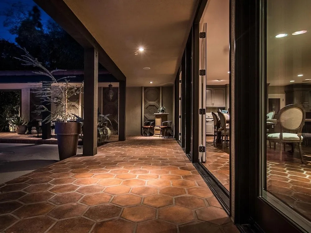 Villa Carmelita - The Sonny & Cher House