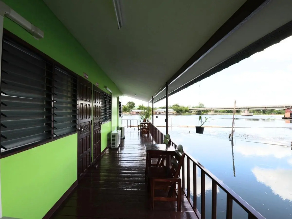 The Best Riverside Guesthouse Kanchanaburi