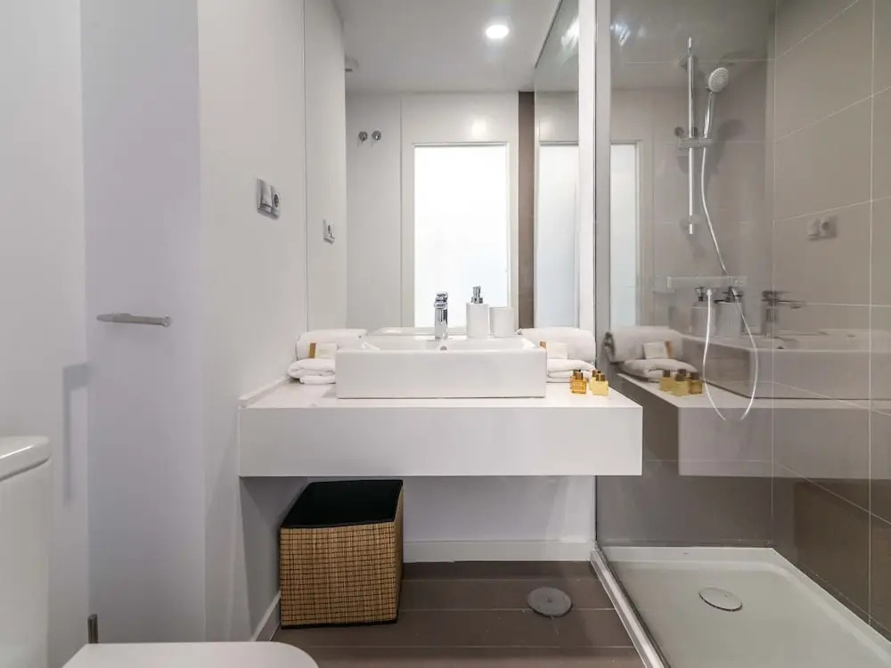 Le Mirage Retreat