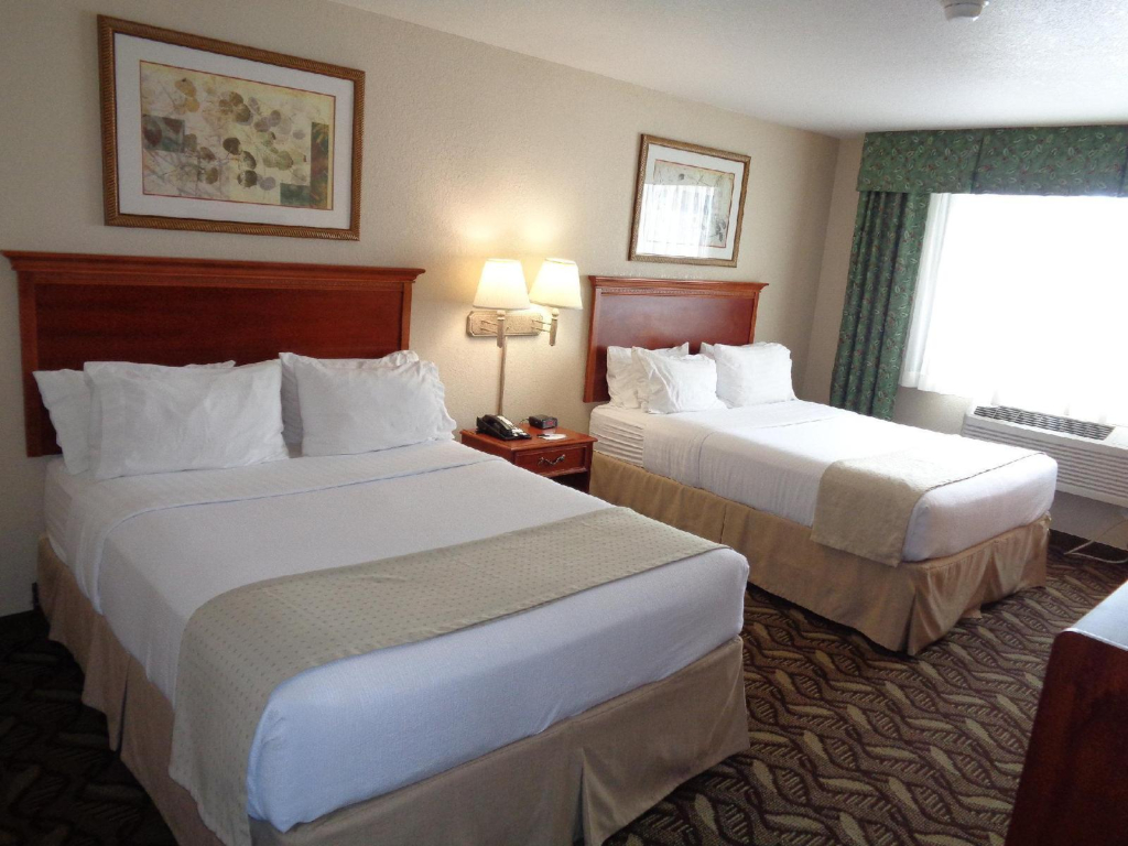 Country Inn & Suites by Radisson, Sidney, NE