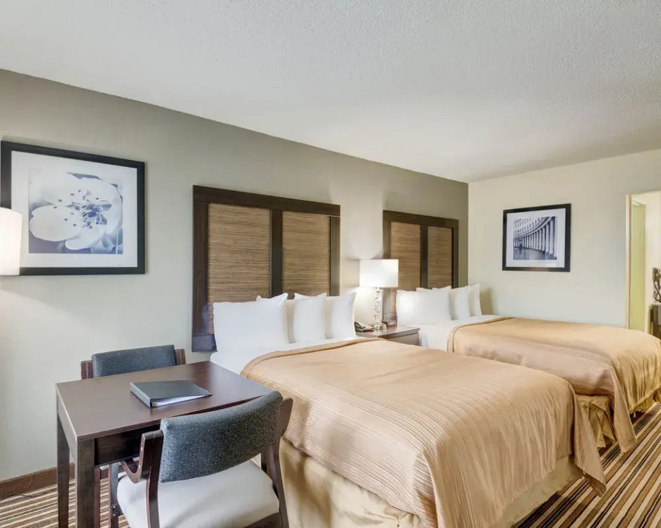 Baymont By Wyndham Charlotte Airport Near Uptown