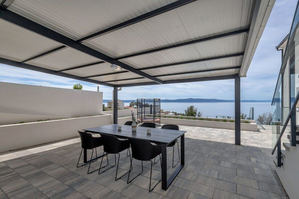 Holiday Home „Villa No Stress“ mit Infinity-Pool by Interhome