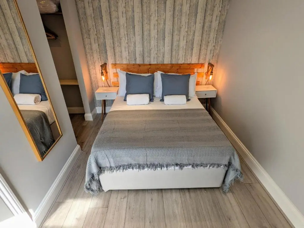 INNit Rooms - SaltWater Guest House