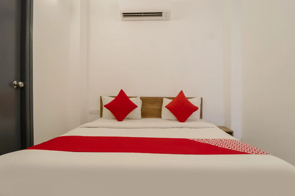 OYO 72518 Shree Balaji Residency