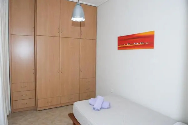 A beautifull 2nd floor apartment close to the Port