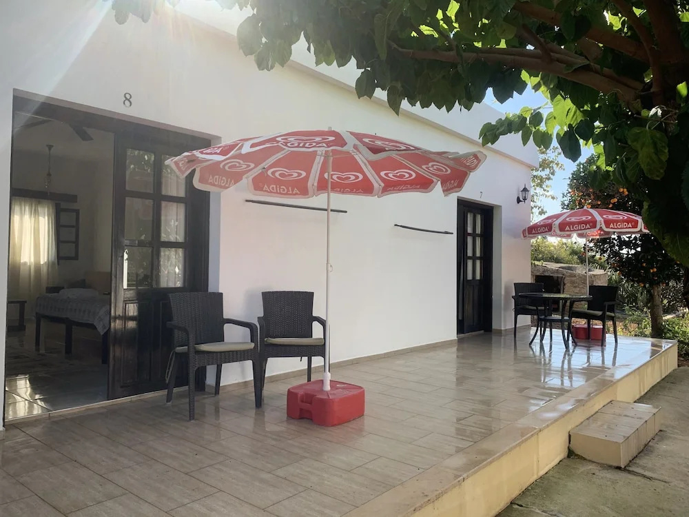 Villa Lembos Hotel