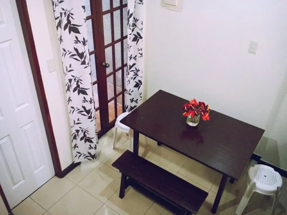 Teds Place 2BR Apartment