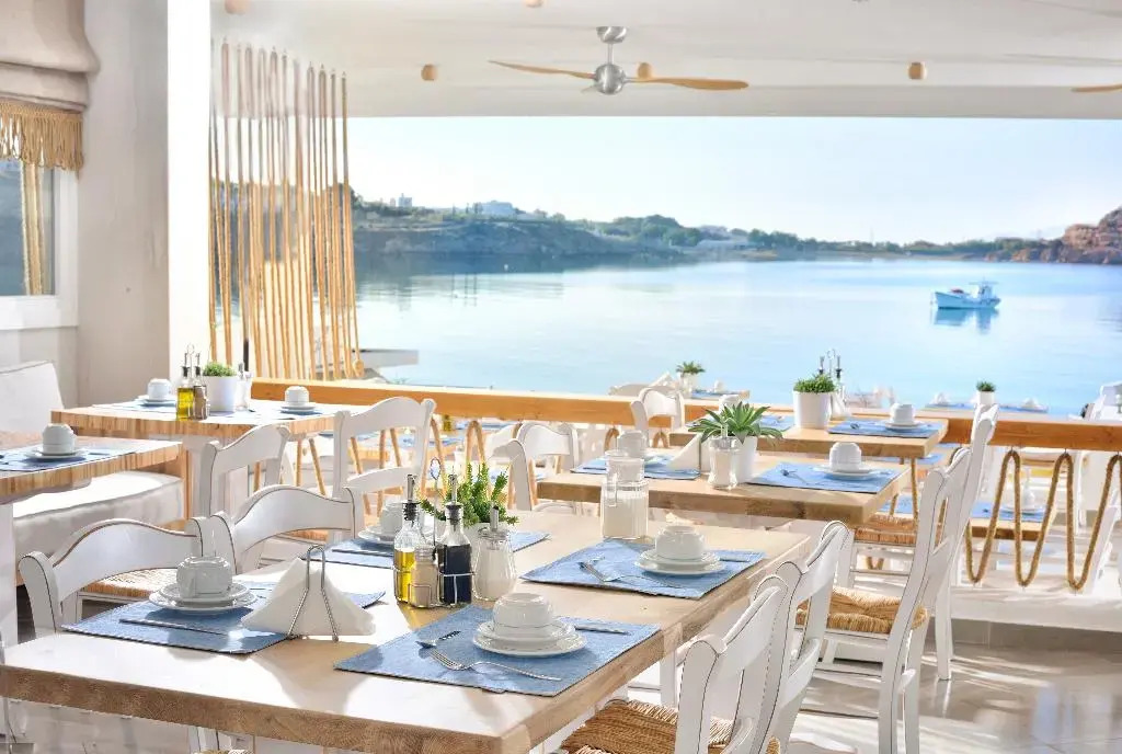 Petinos Hotel