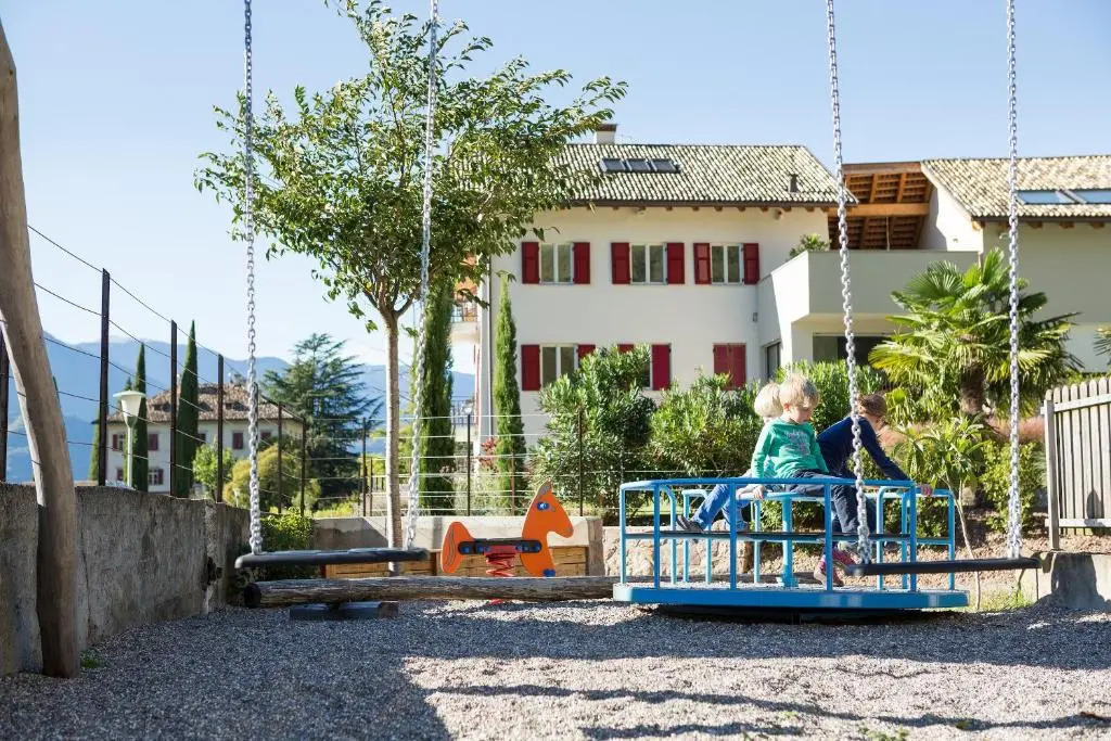 Ferienwohnungen Hochbrunner