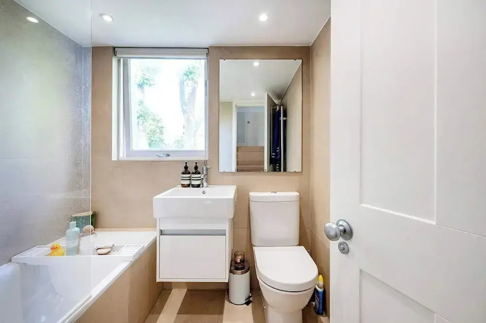 The Light Chambers Notting Hill- by Out of Office Lifestyle