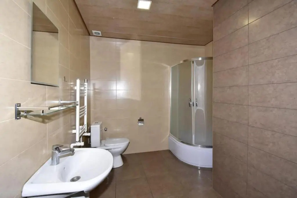 Mashtoc33 New apartment Yerevan center