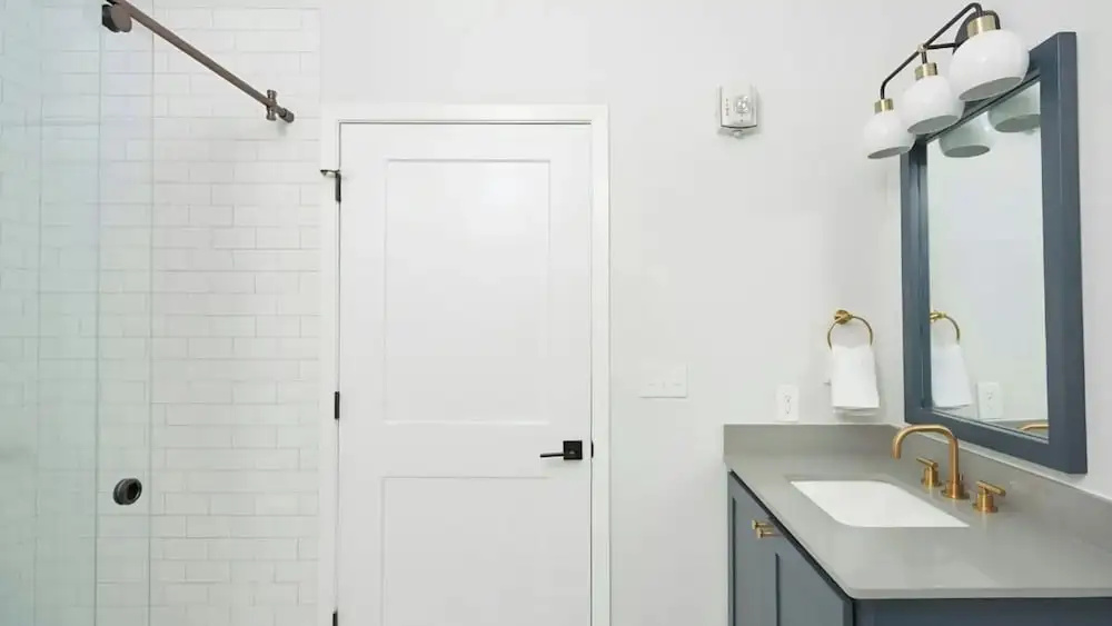 Sleeps 26 Entire Floor, Steps to French Quarter The Harlequin by Avantstay