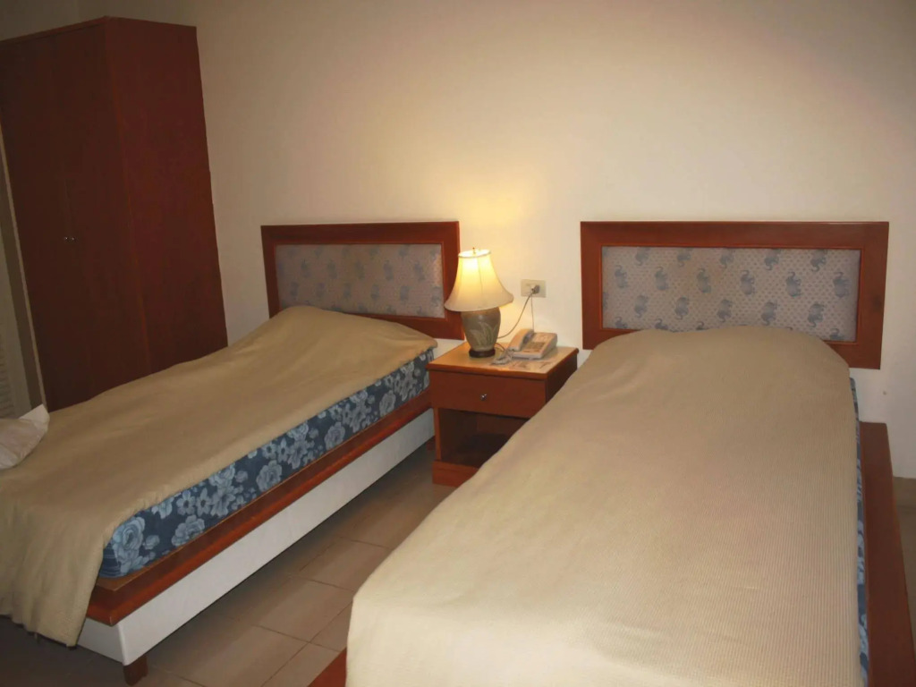 Tonwa Resort Hotel