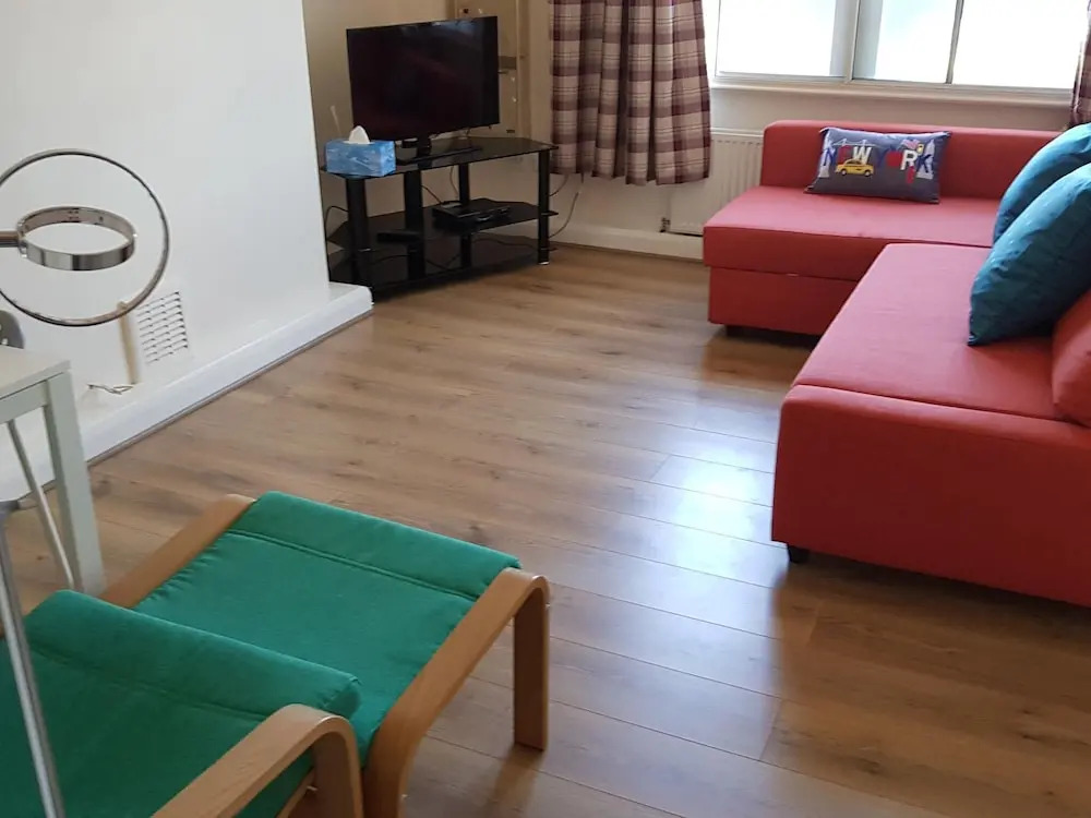 Lovely Holiday Home in Leeds near Roundhay Park