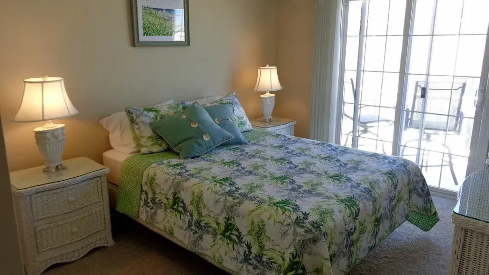 Oc3642 Asbury Avenue-2