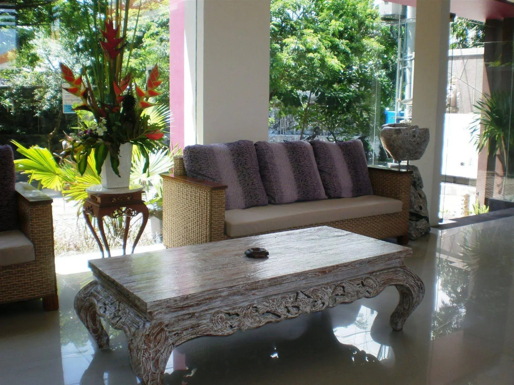 Svarna Suites Seminyak