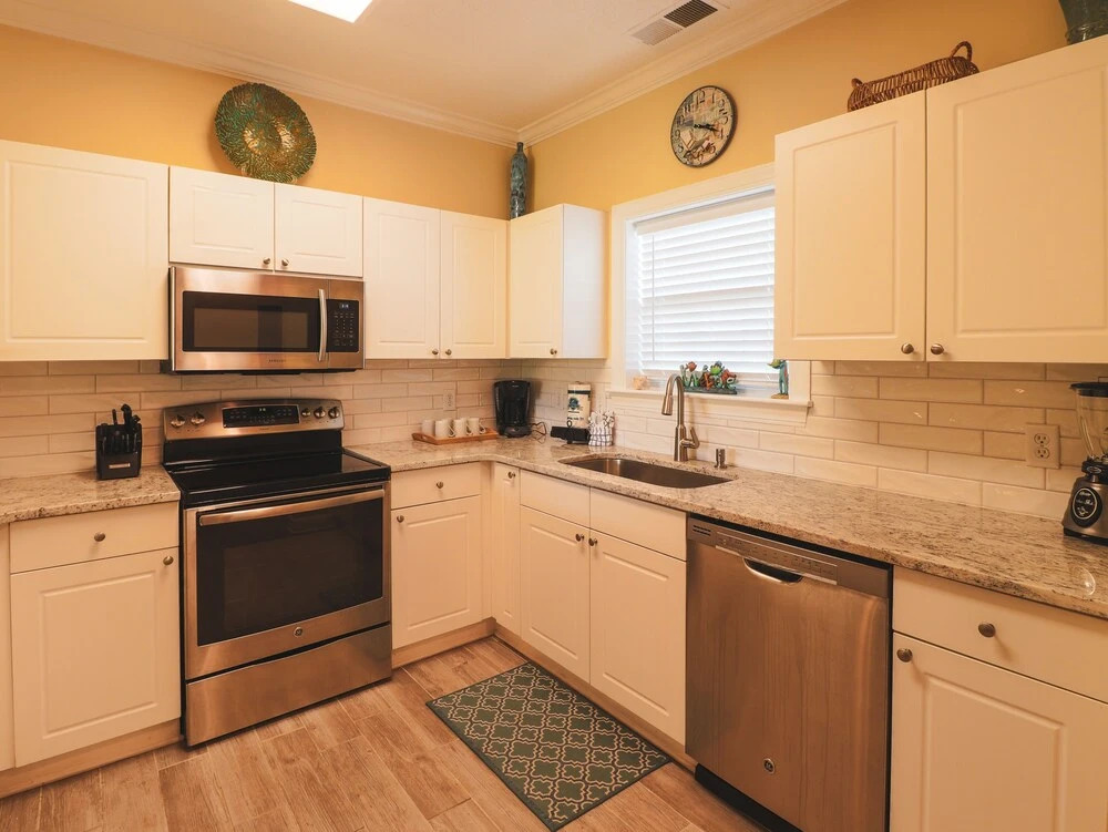 Cypress Bend #913 2 Bedrooms 2 Bathrooms Condo