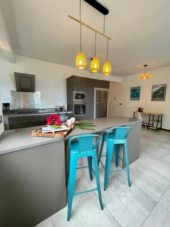 Manuia luxury apartment - Tahiti Punaauia -Wi-Fi Netflix pool & gym