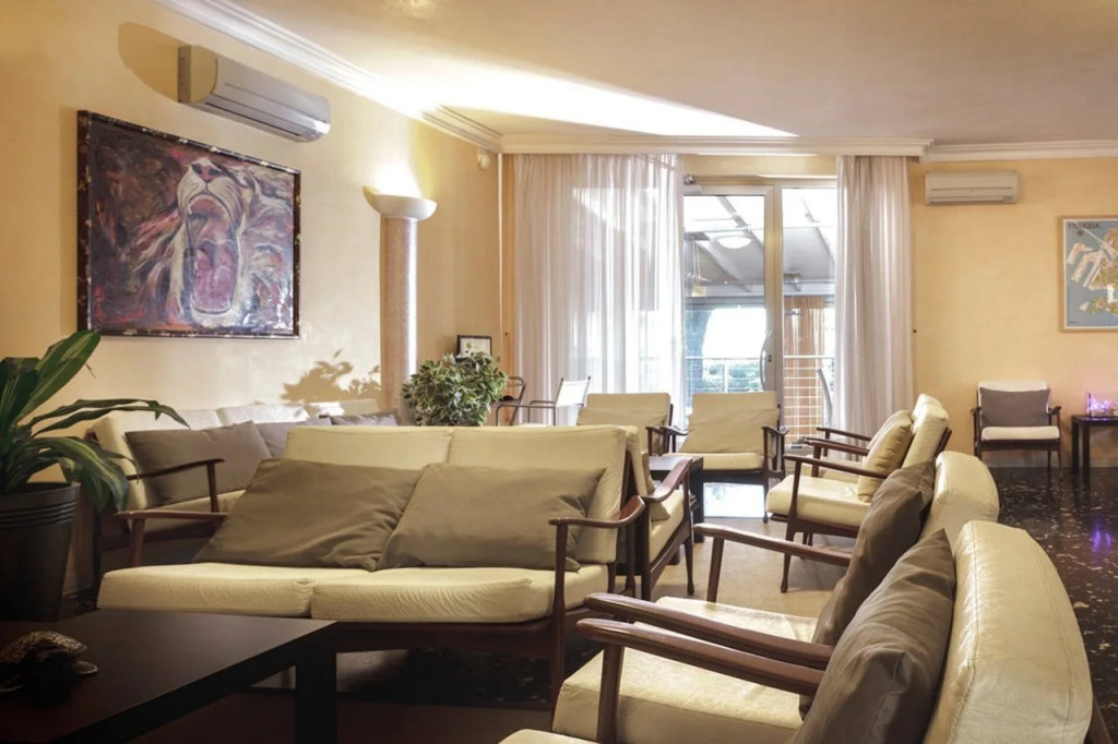 Hotel Tropical