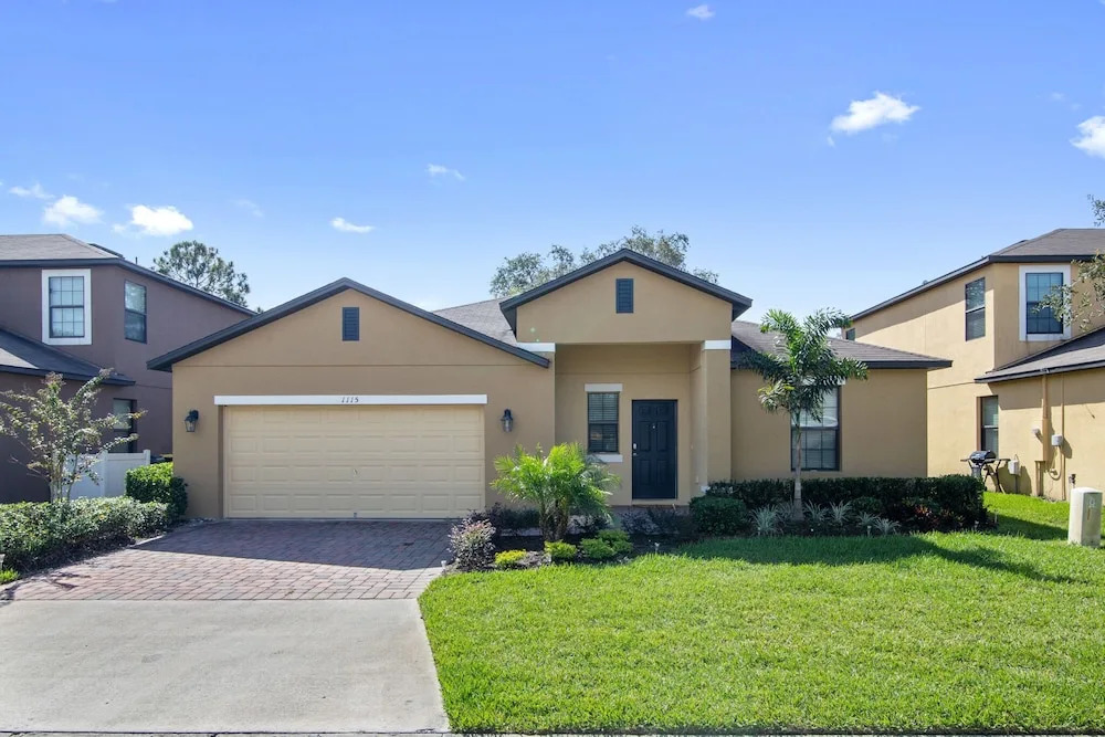 Nice 5 Bd Pool Spa Gm Hm Cypress Pointe-1026cpb