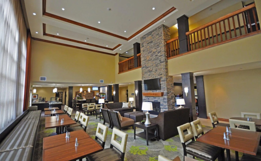 Staybridge Suites Eau Claire - Altoona by IHG