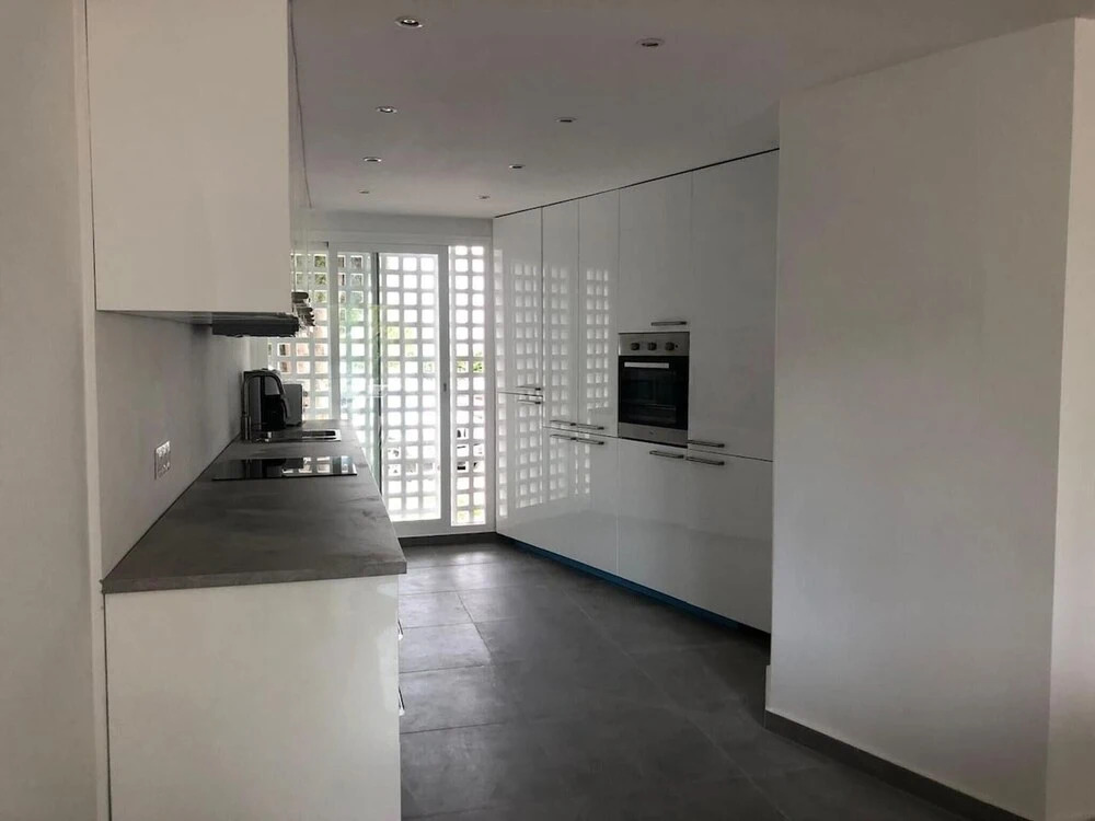 House With 3 Bedrooms in Estepona, With Pool Access, Enclosed Garden and Wifi - 150 m From the Beach