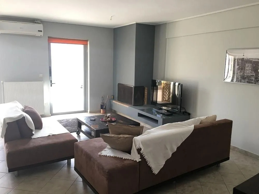 Cozy Flat With Acropolis View