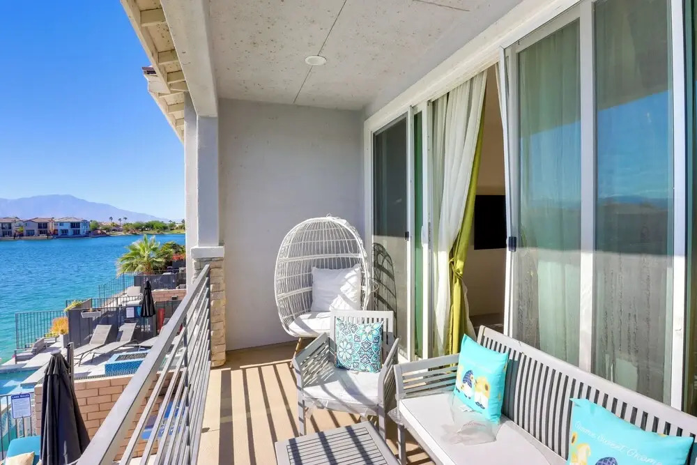 Lake & Mountain Views: Indio Oasis w/ Pool