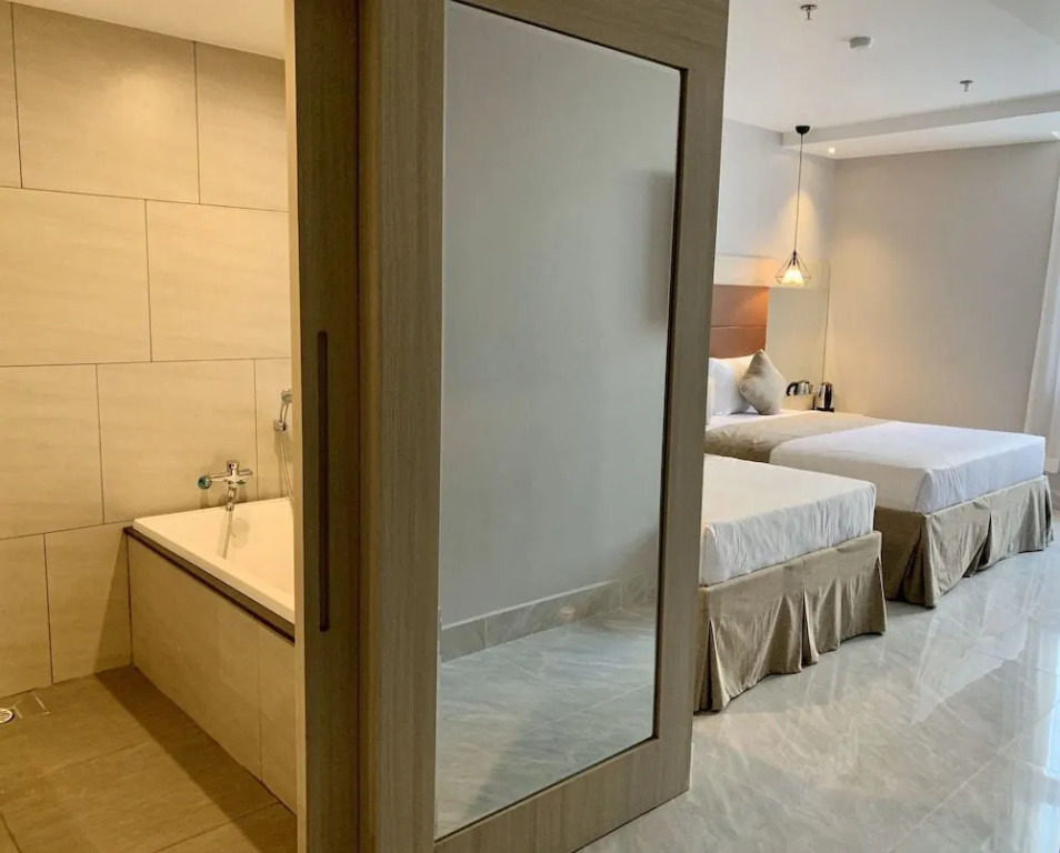 Holiday 2 Hotel