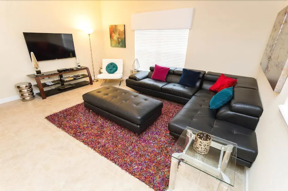 5 bedroom villa - Paradise Palms Resort