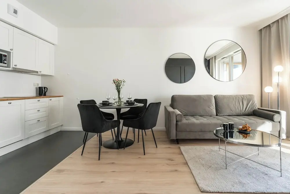 Symphony Modern Tower Apartamenty by INA