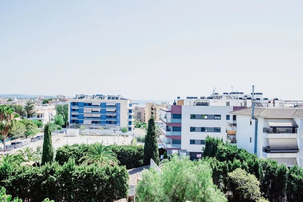 Hauzify I Apartaments Coral