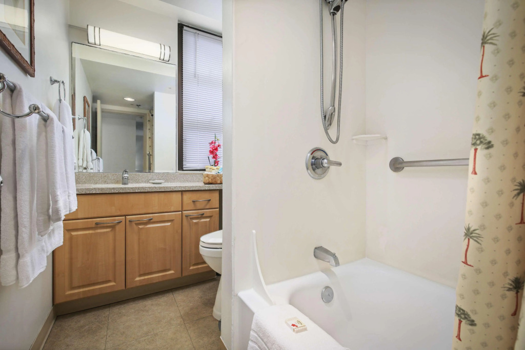 Aston Waikiki Sunset