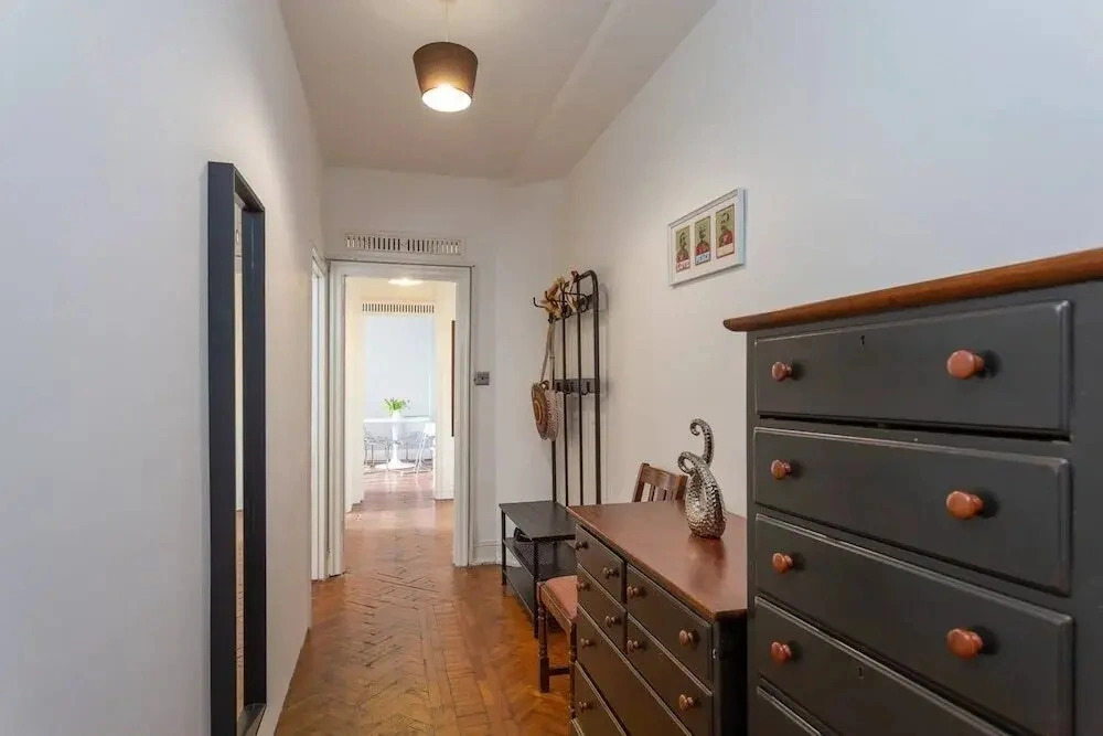 The Queensway Escape - Modern & Central 2bdr Flat Next to Hyde Park
