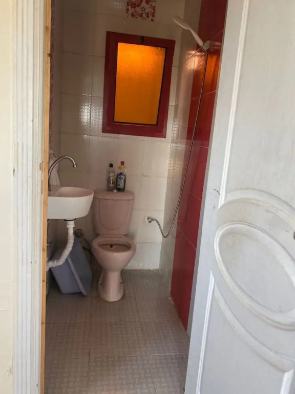 Females Only Host Is Woman Citycenter Near All