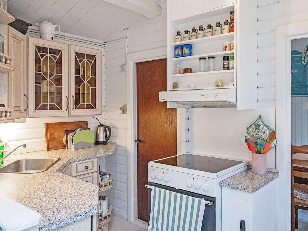 6 Person Holiday Home in Rodby