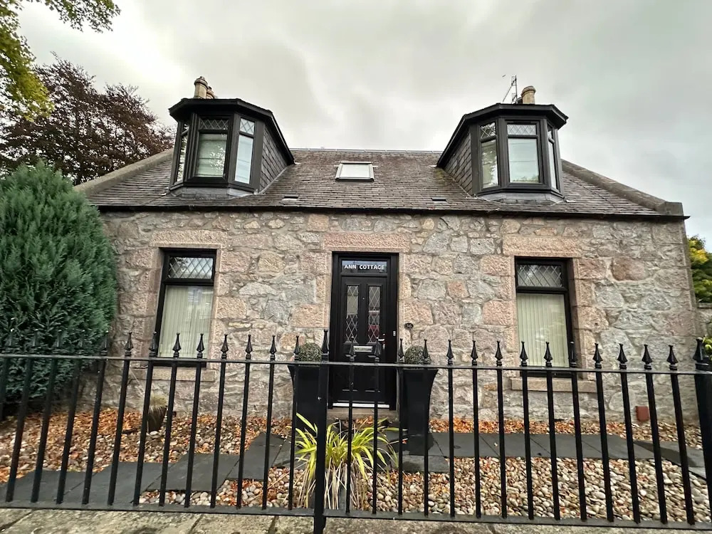 Cozy Aberdeen Cottage With 3 Bedrooms