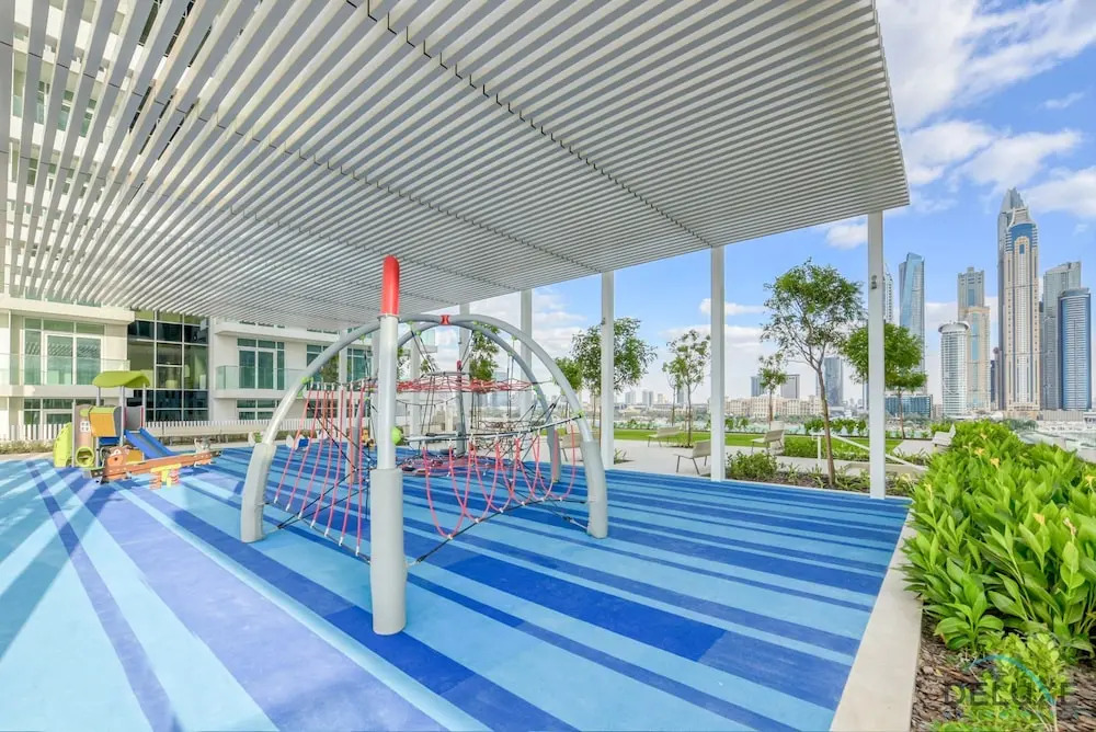 Sunrise Bay - Ultra Luxury Emaar Beachfront - Private Beach and Pool