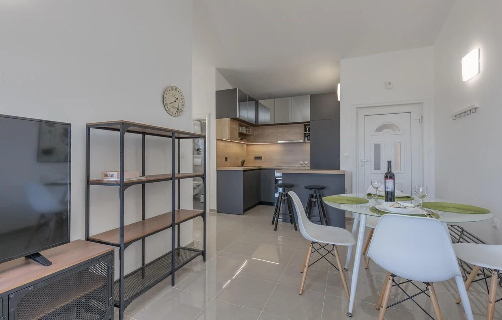 Amazing Apartment in Dramalj With Wifi and 1 Bedrooms