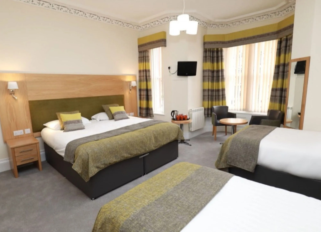 The Famous Star Hotel Moffat
