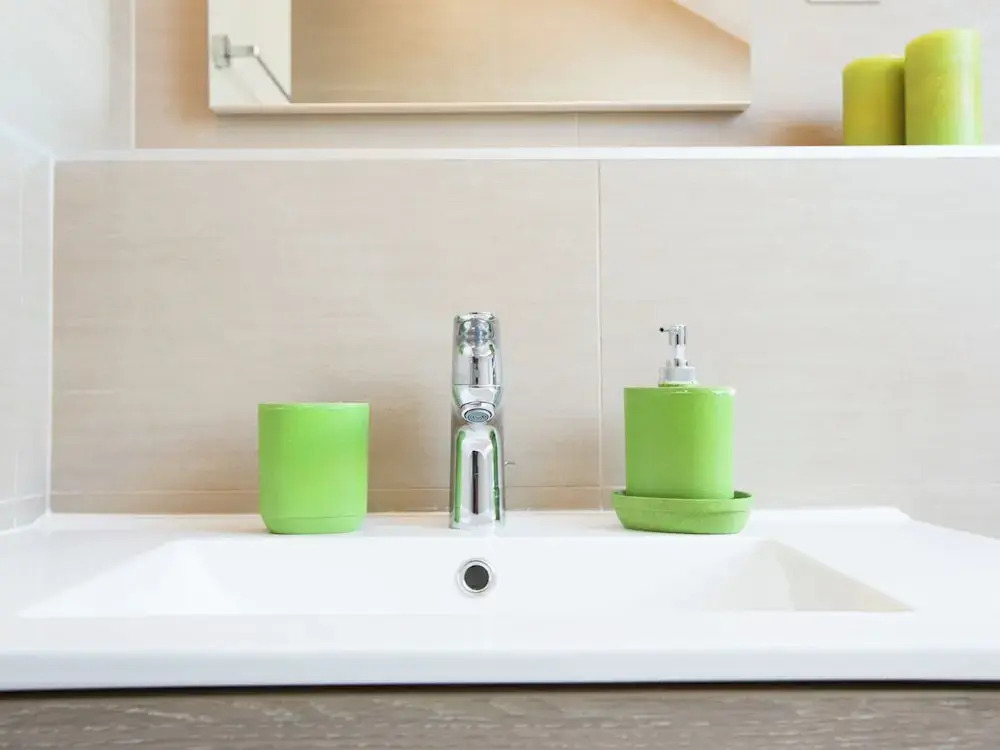 Topfloor Comfortable Luxury Apartment With Private Balcony,free Garage and Wi-fi