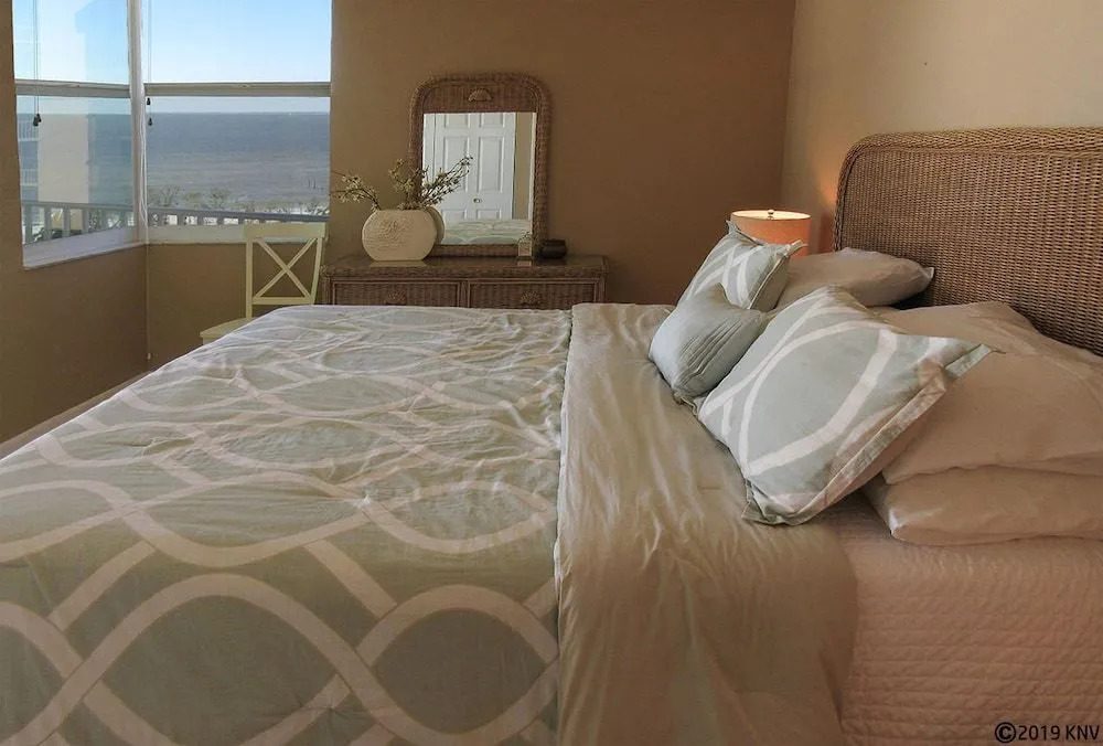 Estero Beach & Tennis 606A - 1 Br Condo