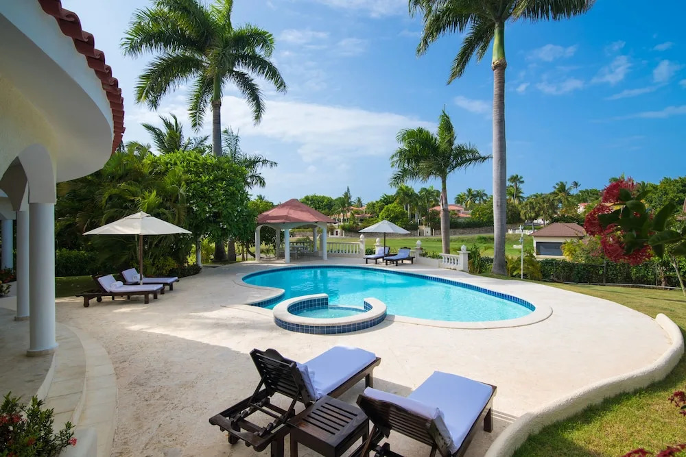 Crown Villas 5 bdrm