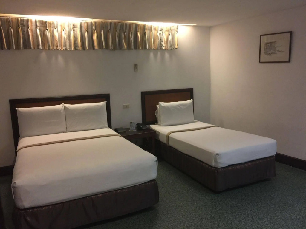Rajah Park Hotel by Hiverooms