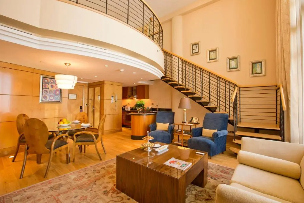 Phoenicia Residence