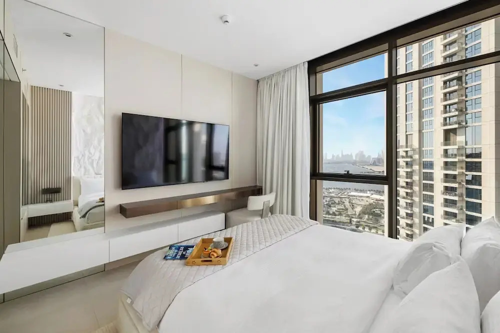 Serene 1BR Escape with Burj Khalifa View