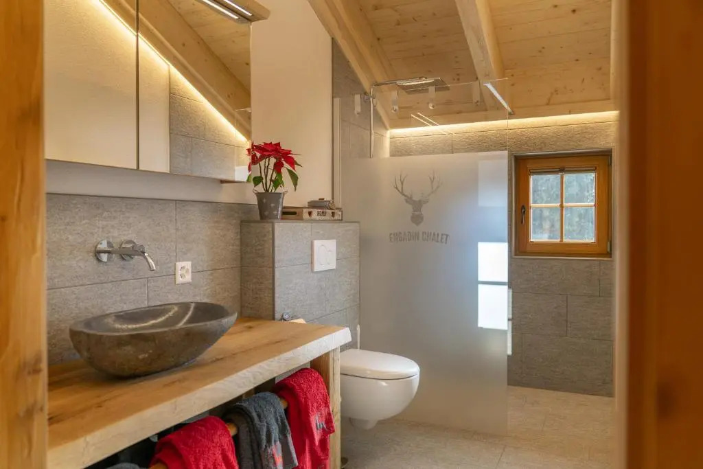 Engadin Chalet - Private Retreat & Appart -St Moritz - Val Bever