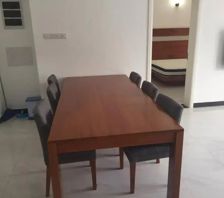 Modern luxury Condo,3 bedroom and 3 bathrooms