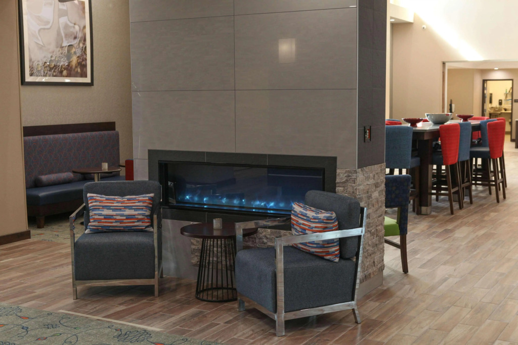 Hampton Inn & Suites Lafayette