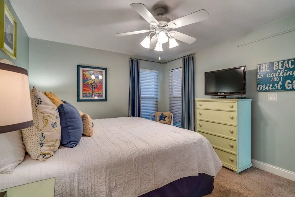 Bella Del Sol at Jetty East by Destin Getaways